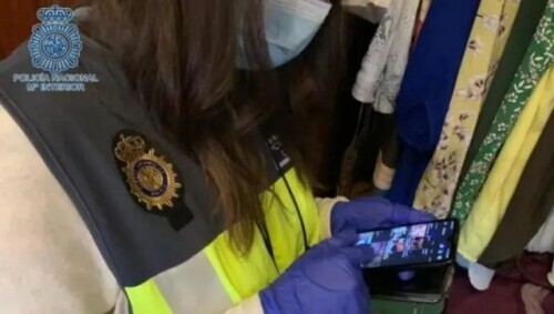 德国警方关闭一超40万成员的儿童色情暗网平台并逮捕4人-东山笔记
