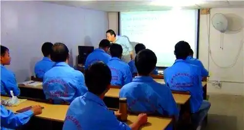 高效焊接管道斜焊缝_
_有坡口管道焊接