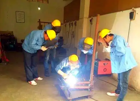 _高效焊接管道斜焊缝_有坡口管道焊接