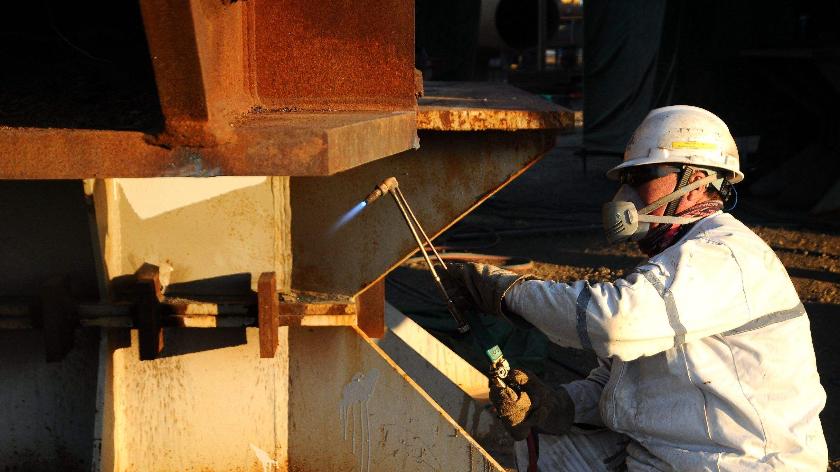 铆接技术就业前景_铆工敲击工具图片高清_铆工培训课程