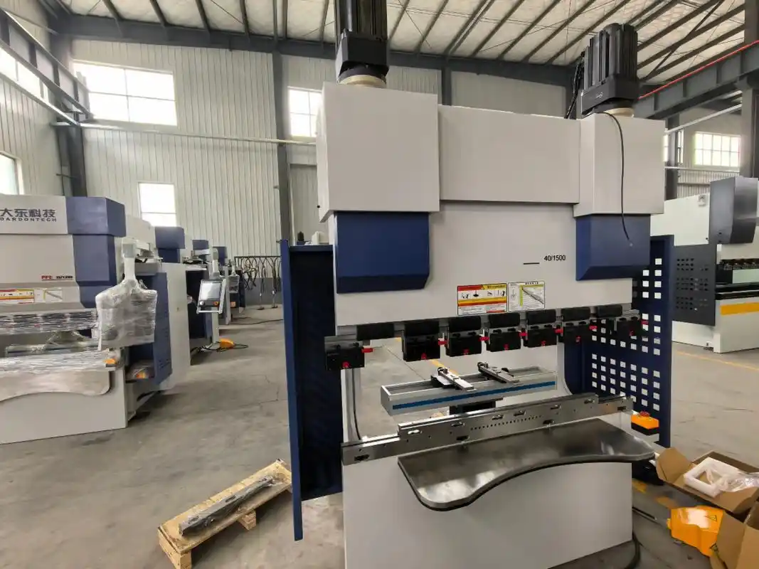 精确测量非90度折弯边_非90度钣金展开_非90度折弯边标注方法