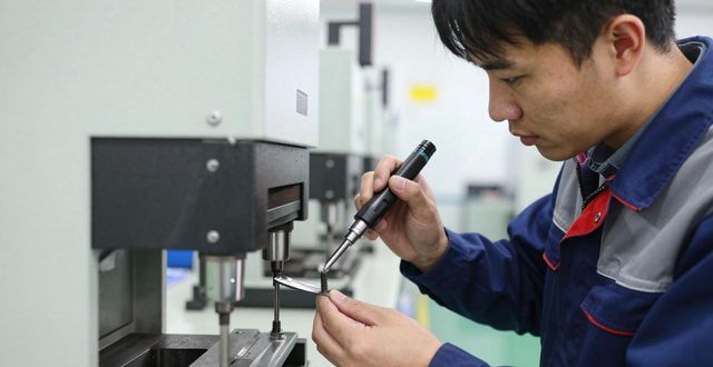 压铆螺母柱_电动压铆工具怎么用_压铆工艺