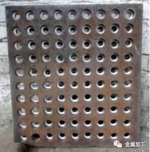 薄板火焰矫正方法_火焰矫正钢板的方法_钣金焊接变形矫正工艺