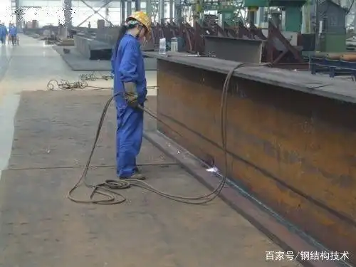 高强钢板火焰矫正图片_火焰矫正原理_火焰矫正常用方法及温度控制